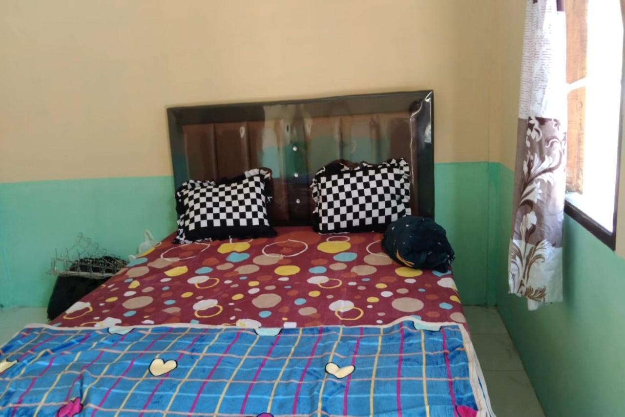 Express O 91938 Grace Kost & Hostel Tiga Binanga المظهر الخارجي الصورة