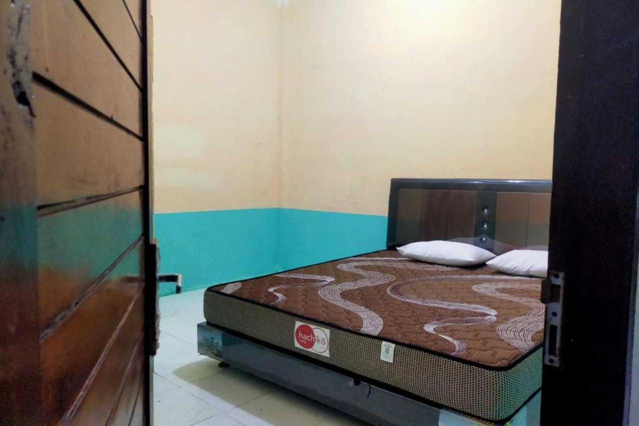 Express O 91938 Grace Kost & Hostel Tiga Binanga المظهر الخارجي الصورة